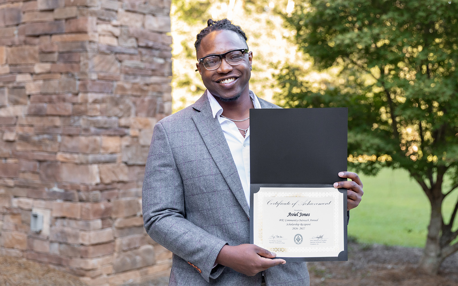 OTC Scholarship Banquet Celebrates Community Connections