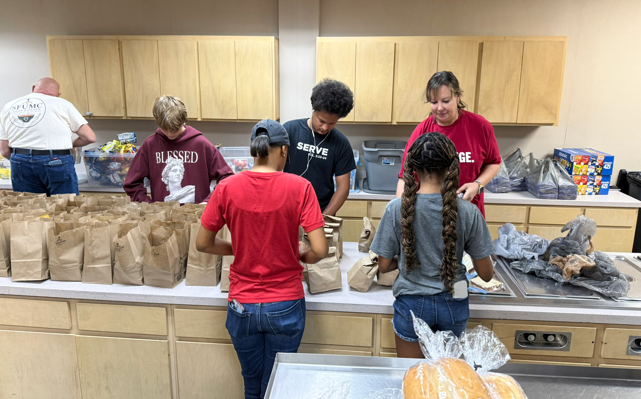 OTC student organizations serve 304 meals at local soup kitchen